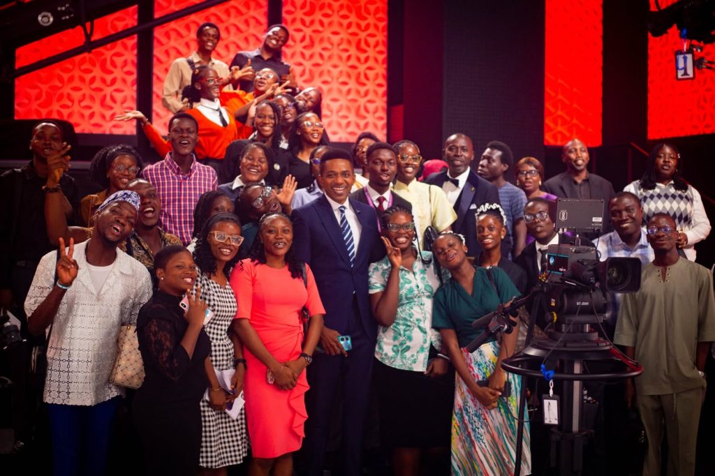 McU Students Tour TVC Communications
