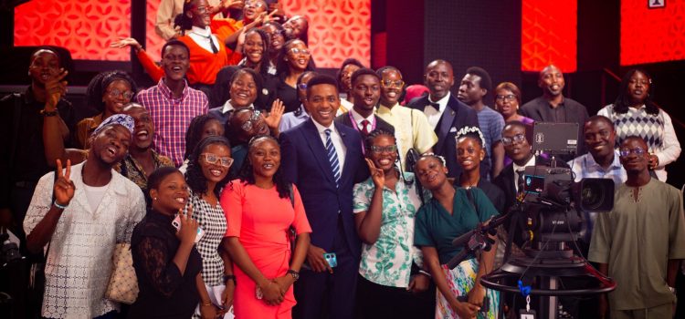 McU Students Tour TVC Communications